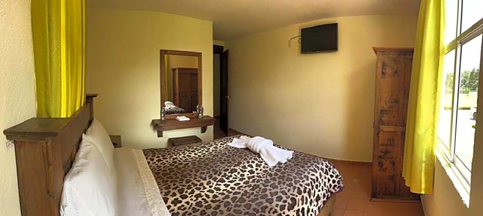 Hotel Renacer