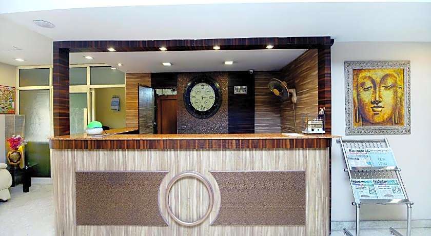 Hotel Punnu International