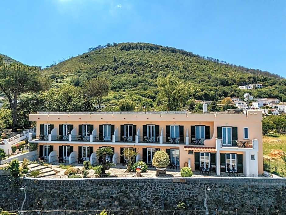 Hotel Villa Ireos