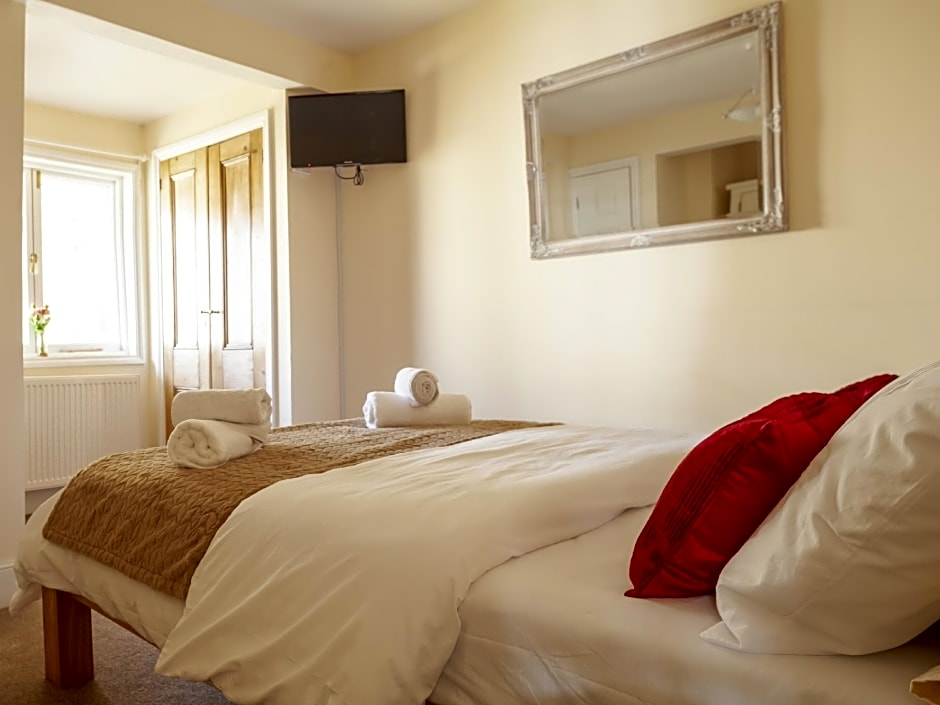 Garden Apartment On The Beach