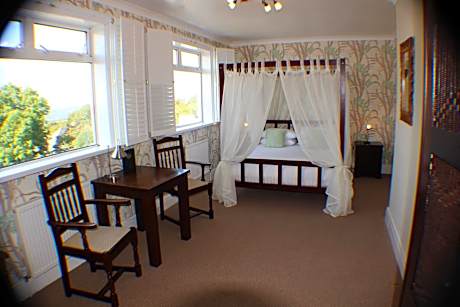 Superior Double Room with Four Poster Bed