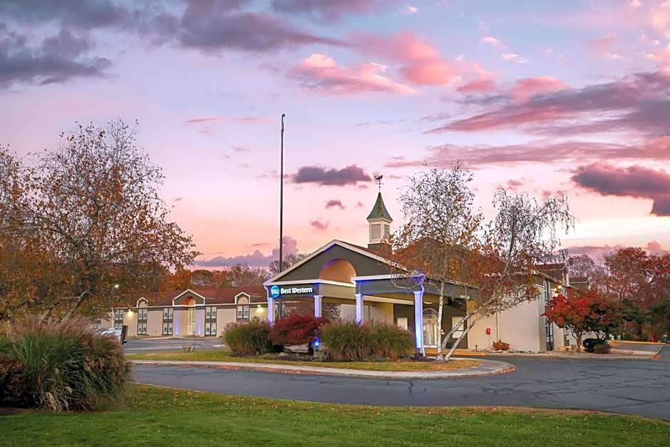 Best Western Mystic Hotel