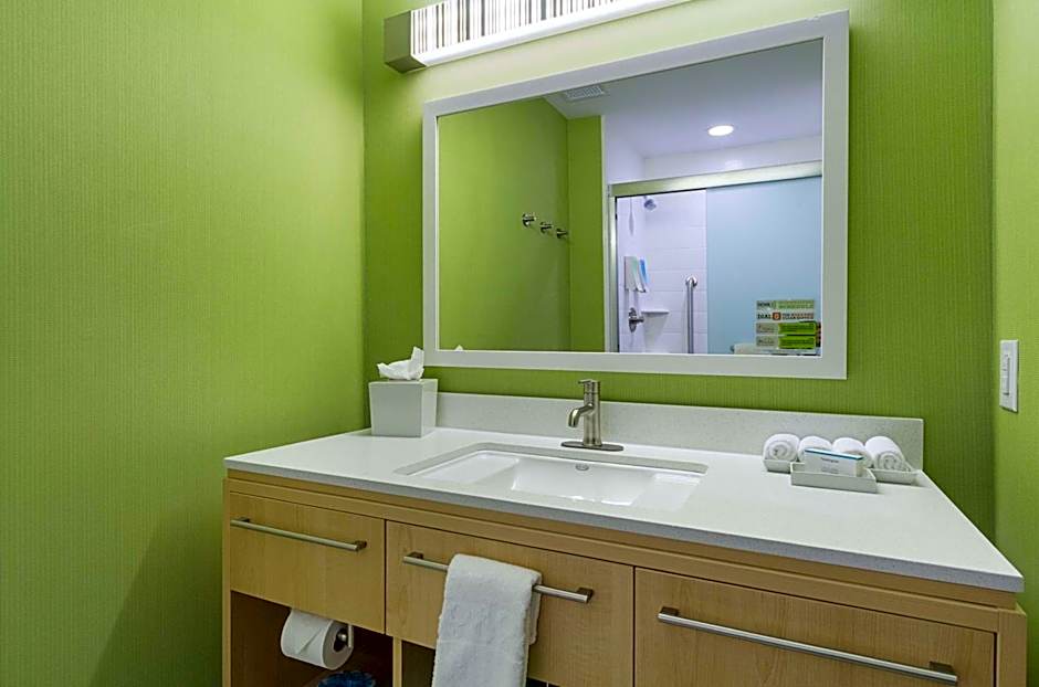 Home2 Suites by Hilton Dallas/Grand Prairie, TX
