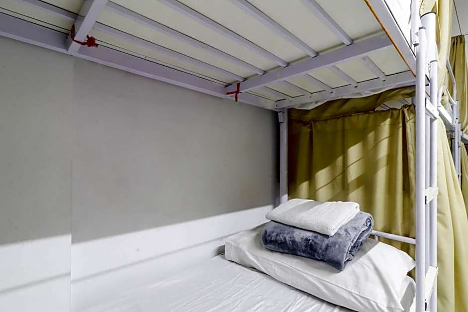 ARK Hostel City Center Manila