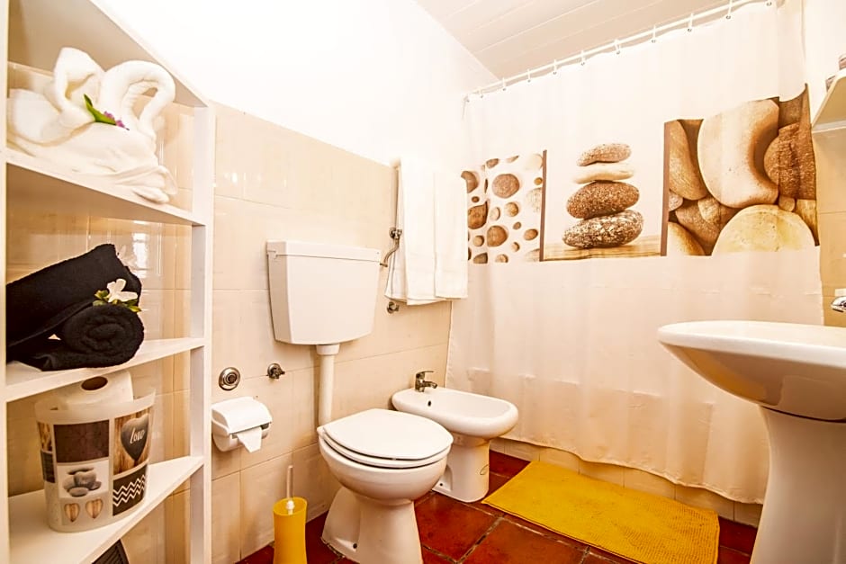 CASA INTI / INTI HOUSE FURNAS