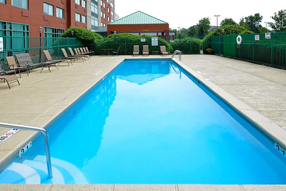 Elimwood Hotel, A Ramada by Wyndham