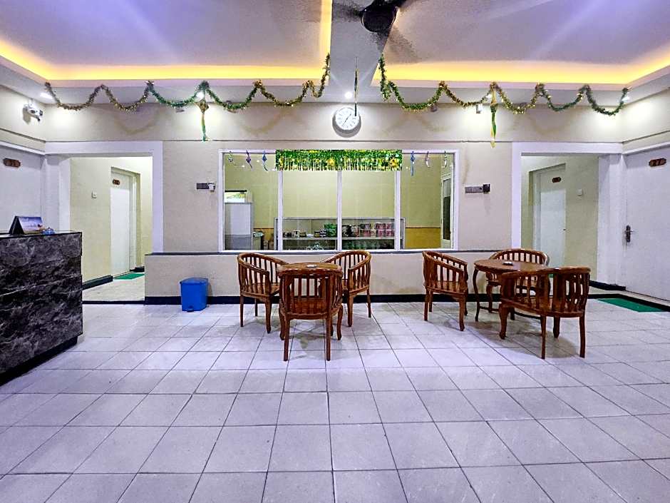 RedDoorz Syariah Near Pelabuhan Sri Bintan Pura Tanjungpinang