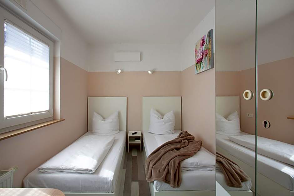 Relax Hotel & SPA Stuttgart