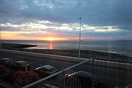 Single Room with Balcony