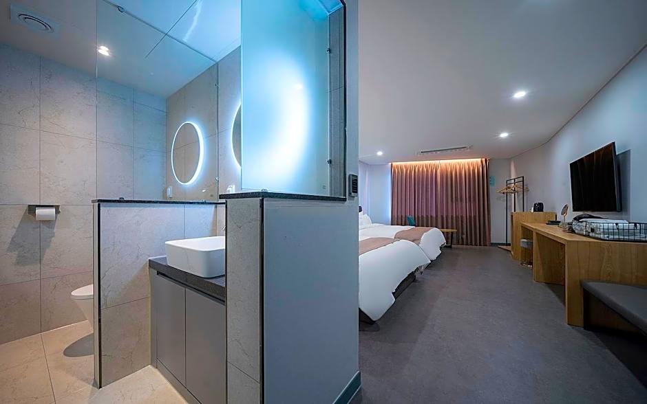 Andong Brown Dot Pungsan branch