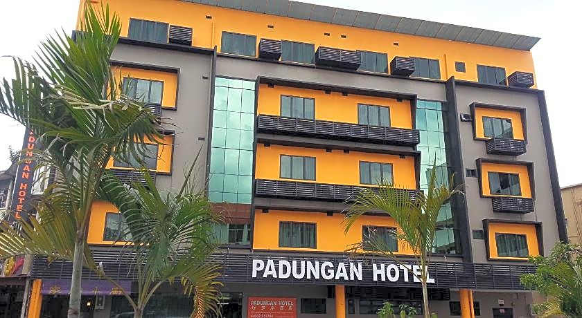 Padungan Hotel
