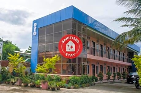 Vaccinated Staff - OYO 615 Cvp Hotel
