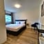 Moes Hotel