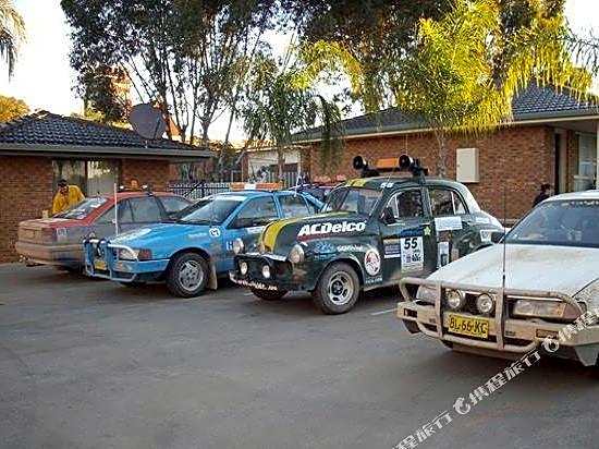 Cobar Town & Country Motor Inn