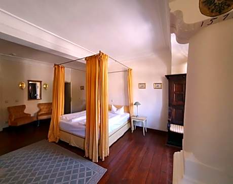 Double Room with Extra Bed