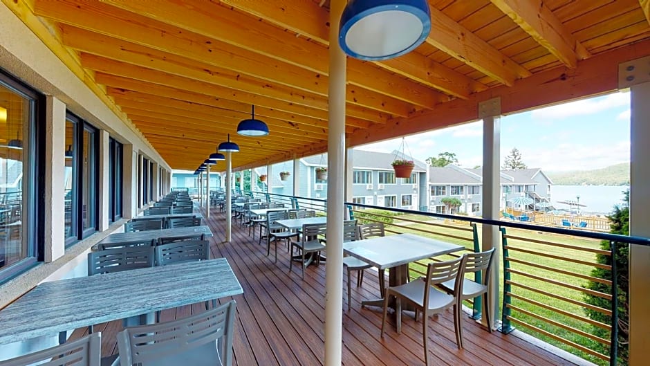 Surfside On The Lake
