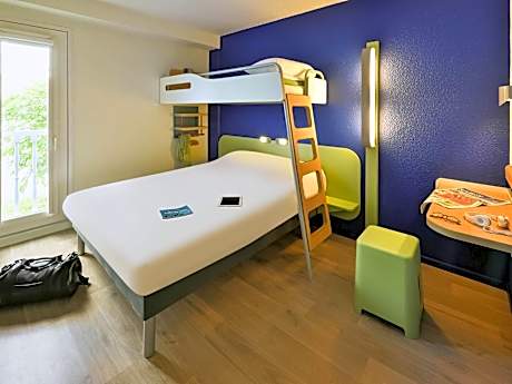 Standard Double Room with Bunk Bed