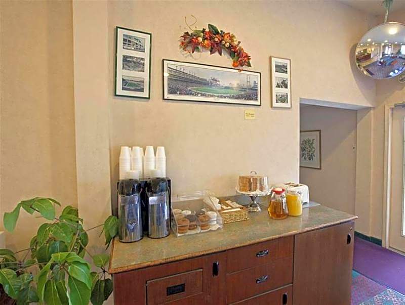 Americas Best Value Inn - Lansing