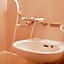 Business Hotel Chateau Est Takamatsu