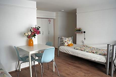 Twin Room with Shared Bathroom