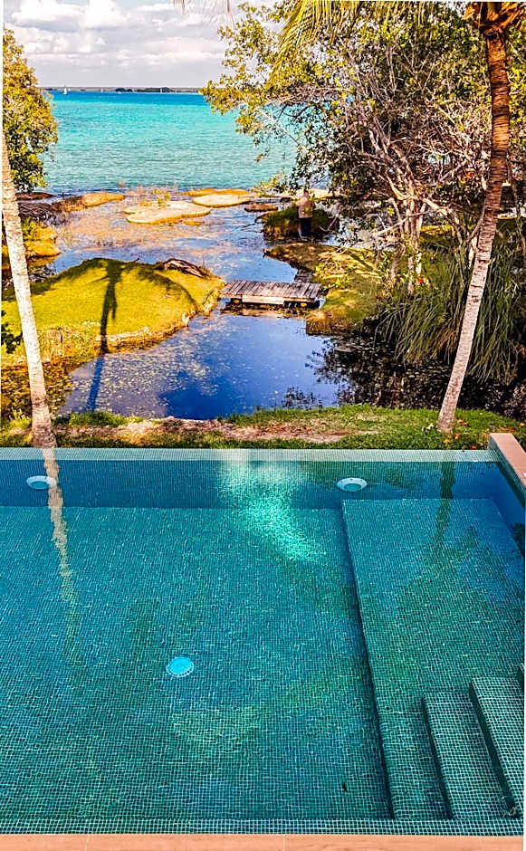 Azulea Bacalar Hotel & Spa - Lagoon Front