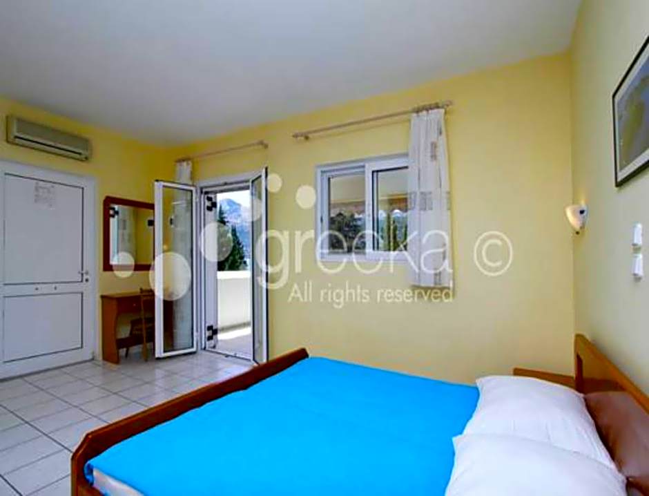 Geni Garden Apartments