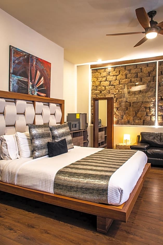 Hoteles ANTIGUA - SANTA LUCIA MTY