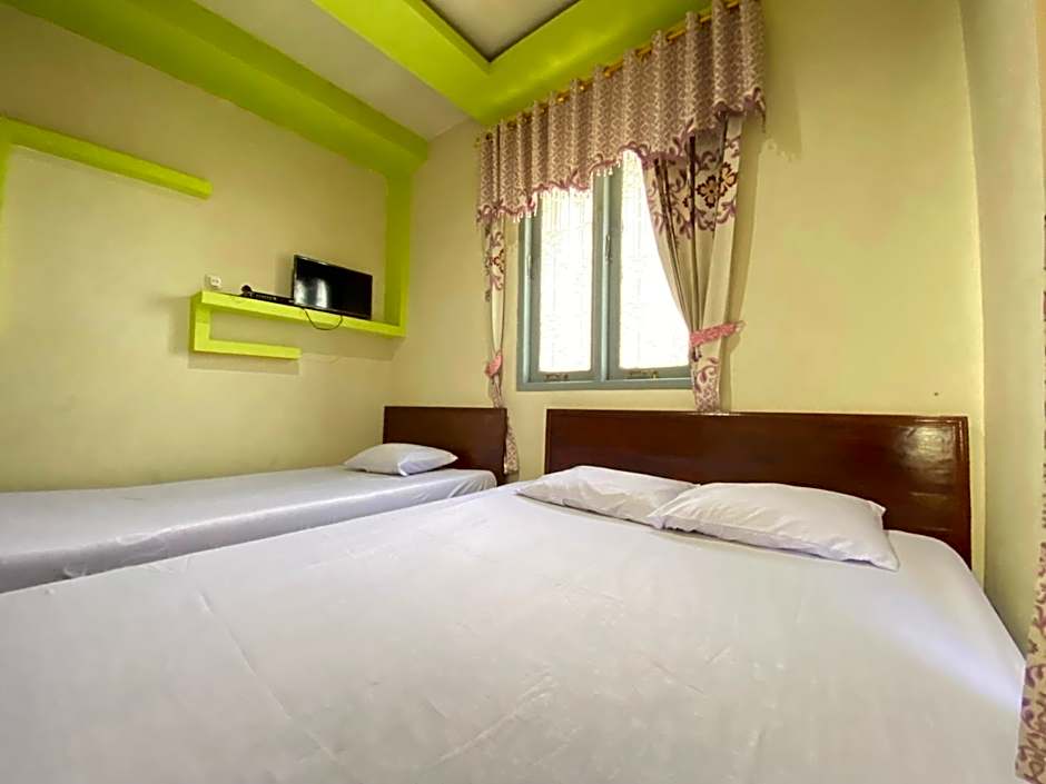 Homestay Srikandi Syariah Dieng RedPartner