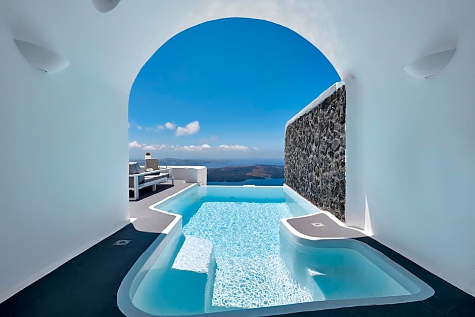 Dreams Luxury Suites