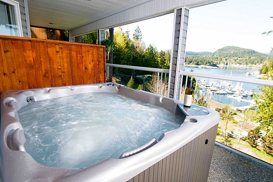 Madeira Park Oceanview Suites