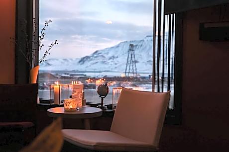 Svalbard Hotell | The Vault