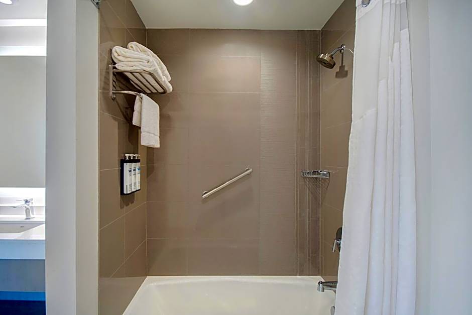 Hyatt House Mall Of America Msp Airport