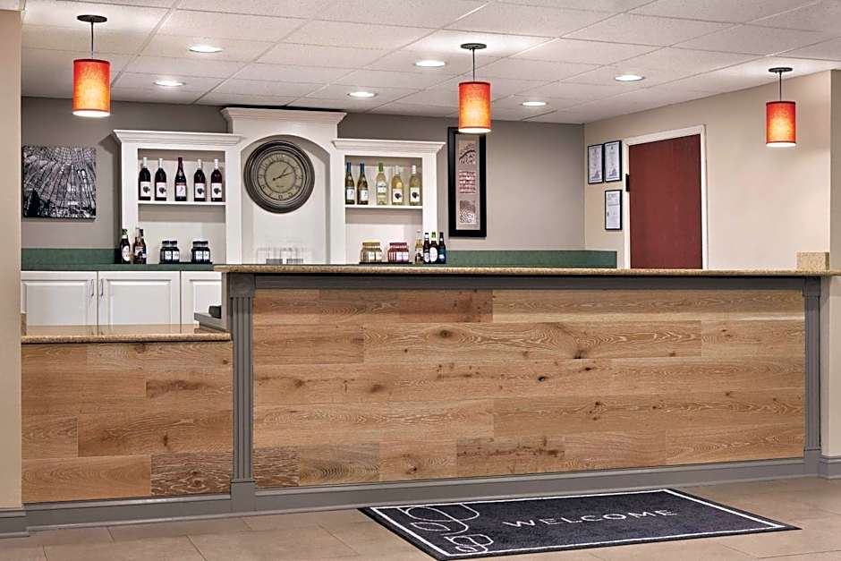 Country Inn & Suites by Radisson, Wytheville, VA