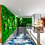 Wanting Hotel (Guangzhou Baiyun Railway Station Xinshi Baixin Plaza)