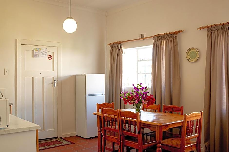 4 Rothman Street B&B