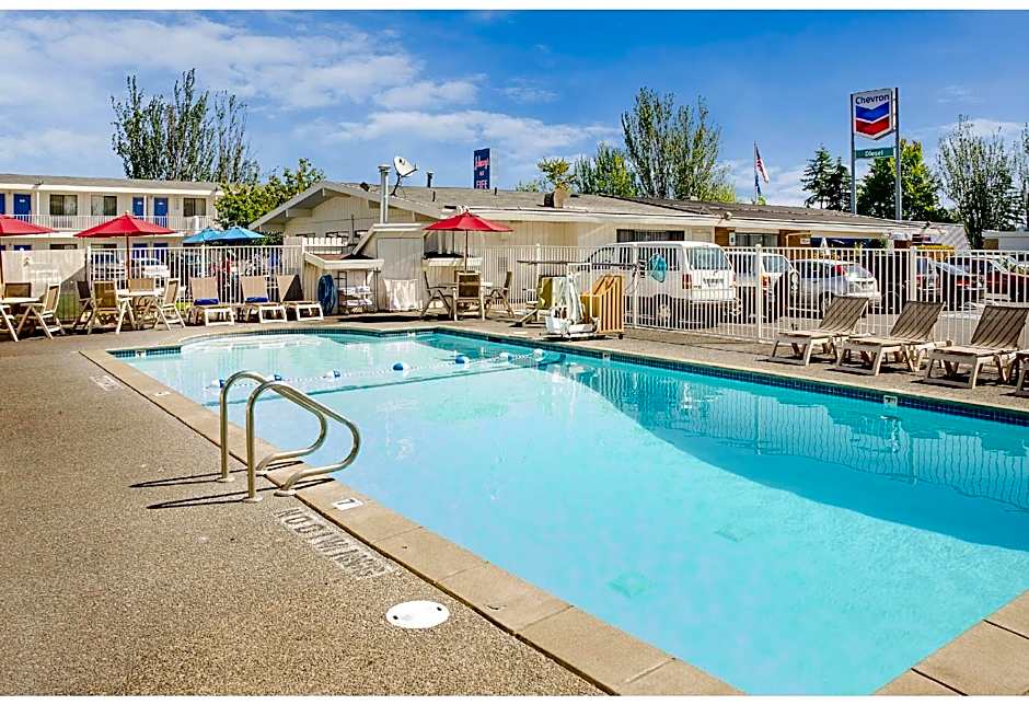 Motel 6-Tacoma, WA - Fife