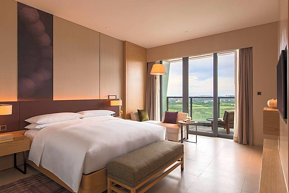 Renaissance by Marriott Haikou Hotel