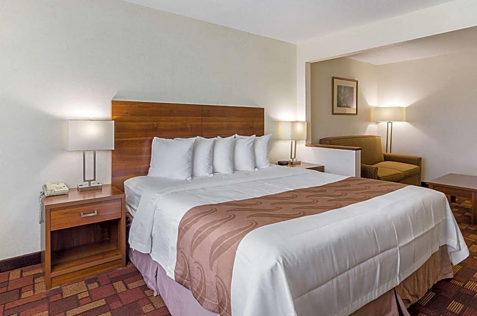 Econo Lodge Luverne I-90