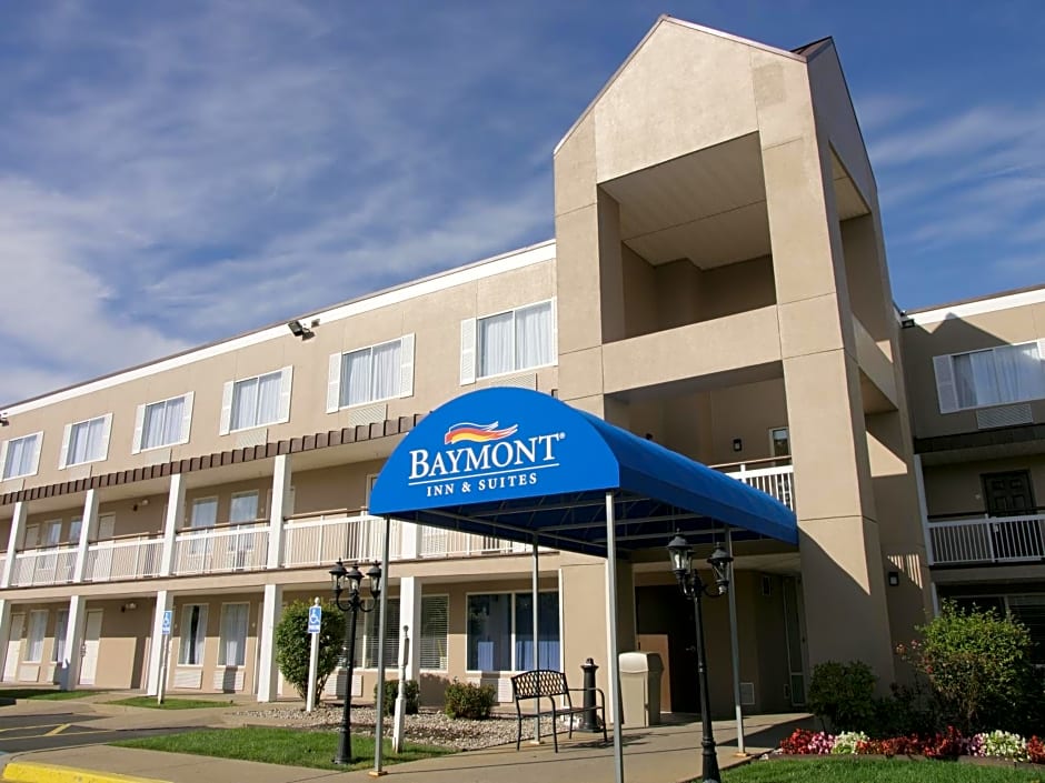 Baymont by Wyndham Louisville East