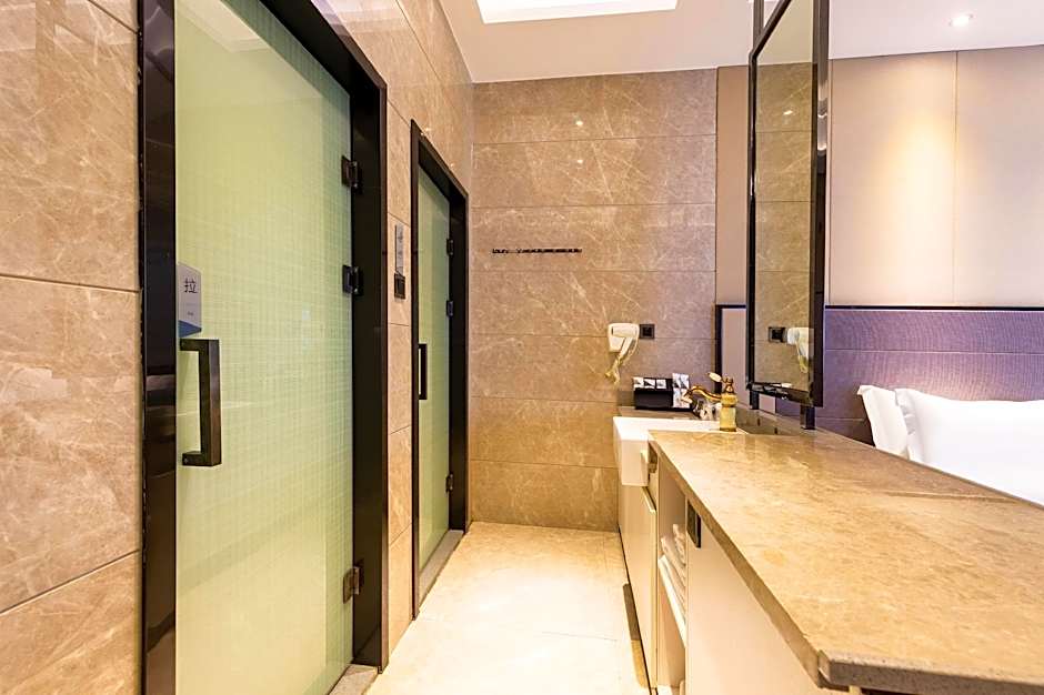 Borrman Hotel Maoming Avenue Donghui City