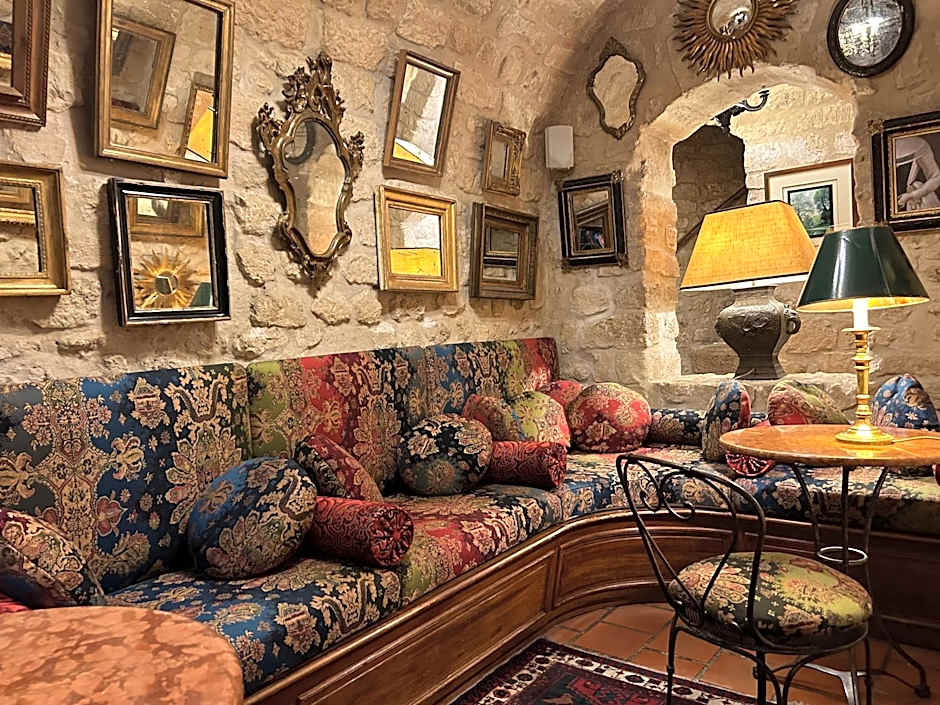 Hotel Duc De St-Simon