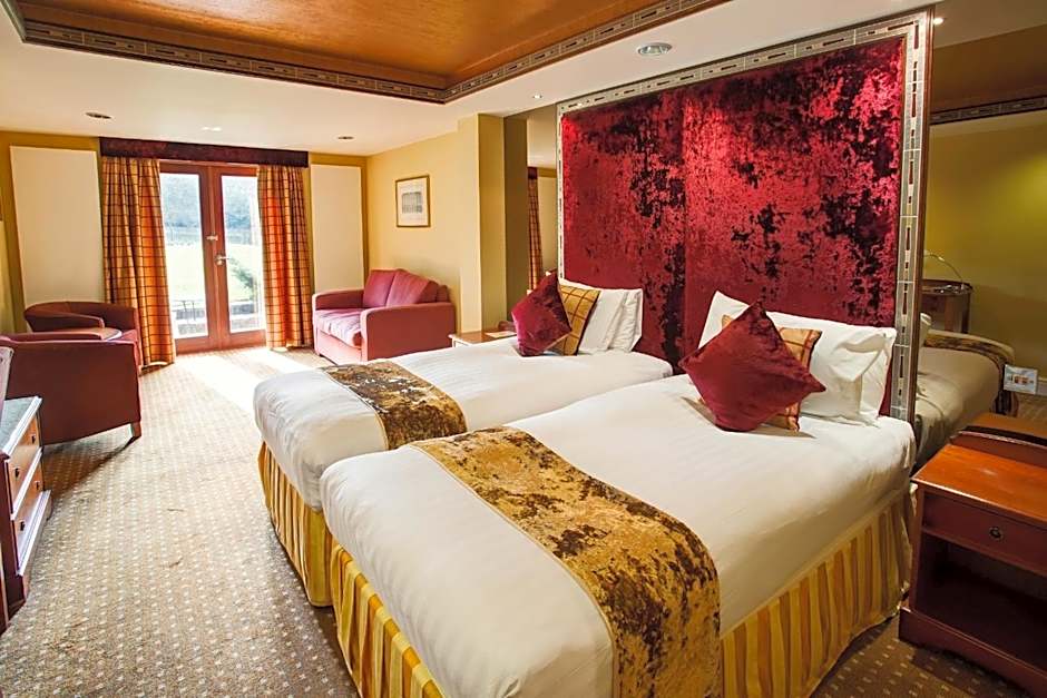 Best Western Plus Grim'S Dyke Hotel