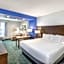 La Quinta Inn & Suites by Wyndham Dallas - Duncanville