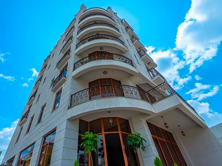 Wudasie Castle Hotel