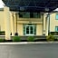 Howard Johnson by Wyndham Clarksville Tennessee