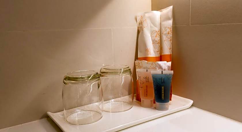 Crystal Hotel Hat Yai