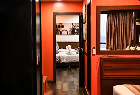 Family Room with Sea View