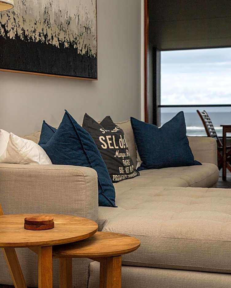 Lennox Holiday Apartments