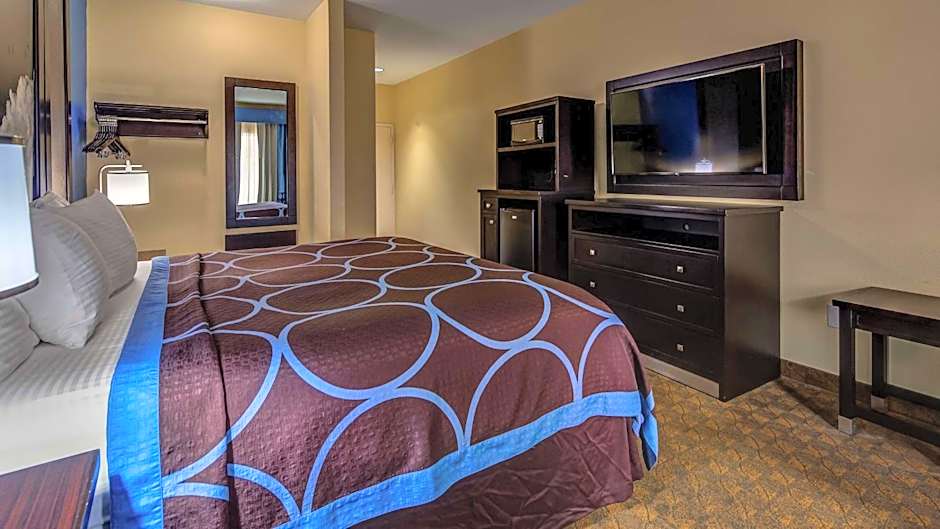 SureStay Plus Hotel by Best Western Alvin