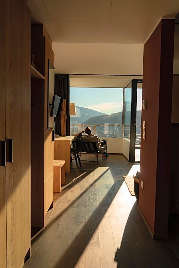 Haller Suites & Restaurant